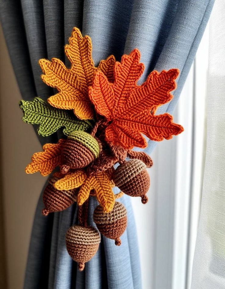 HALLOWEEN CROCHET CURTAIN TIE
